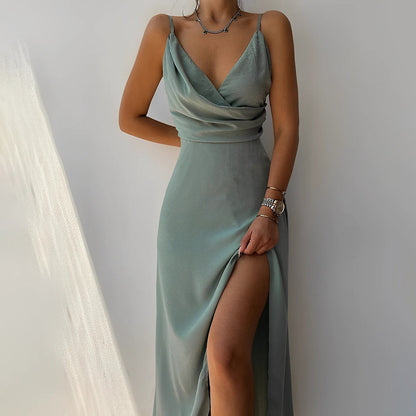 Robe Ajustée Pour Femme Avec Fente | Col En V