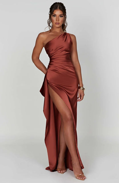 Robe De Soirée Pour Femme À Une Épaule | Dos Nu
